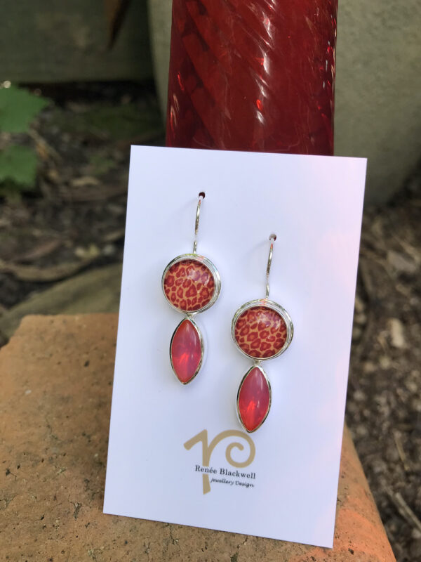 Pink Lovers! Animal Print Button & Crystal Earrings!    #CAQ9 - Image 4
