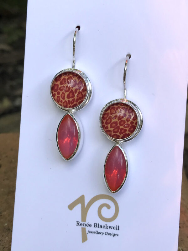 Pink Lovers! Animal Print Button & Crystal Earrings!    #CAQ9 - Image 2