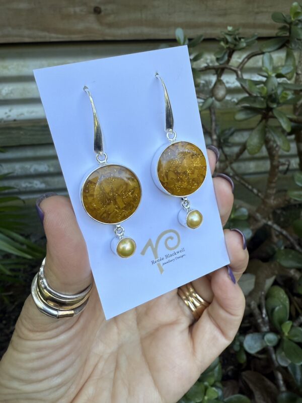Golden Butterscotch Vintage Italian Button & Lemon Pearl Earrings    #AIEM62