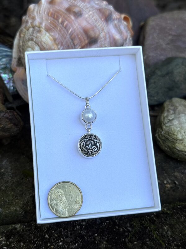 Timeless! Mini Vintage Button & Pearl Pendant-Includes Sterling Silver Chain!   #BBM93 - Image 7