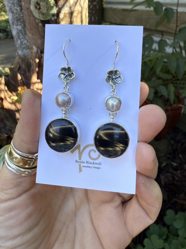 "Chocolate Swirl" Vintage Button & Pearl Earrings   #CCV52