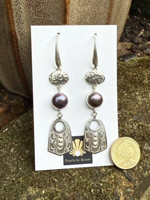 Renée's Pick Pearl Earrings of the Week!   #KLI62 - Image 2