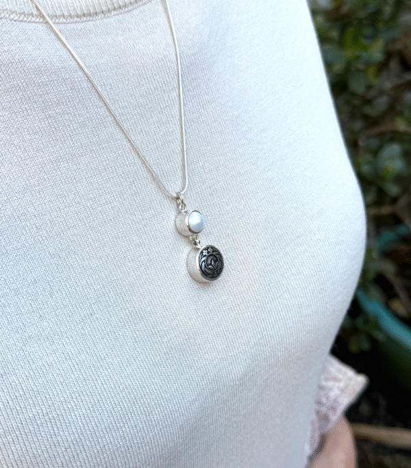 Timeless Mini Vintage Button & Pearl Pendant-Includes Sterling Silver Chain & Bonus Earrings!   #BBM93 - Image 4