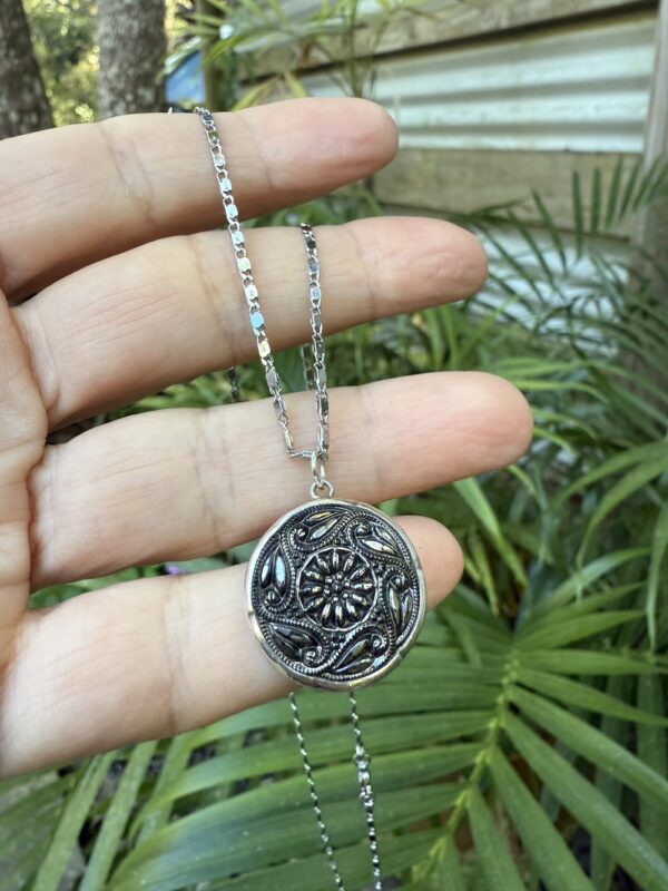 "Mini" Vintage Button Pendant of the Week-Includes Sterling Silver Chain!   #998T - Image 4
