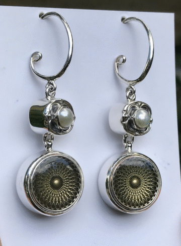 Spectacular 1960's Vintage Italian Button & Pearl Earring Delights!   #HCW6
