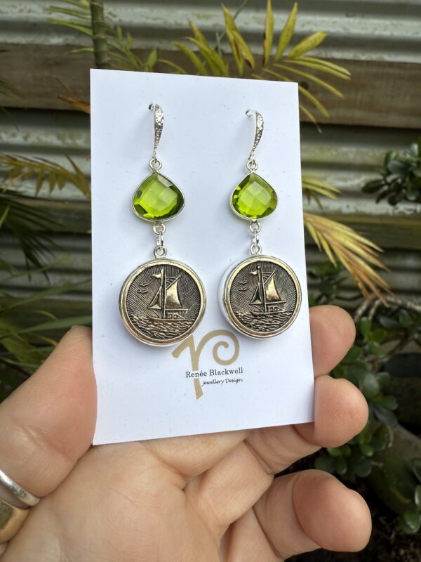Renée's Pick Vintage Button Earrings of the Week!   #255CR