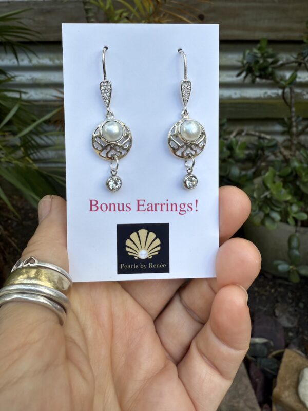Remarkable Statement Pendant Fresh from the Studio-Includes Silver Chain & Bonus Earrings!  #319Y - Image 8