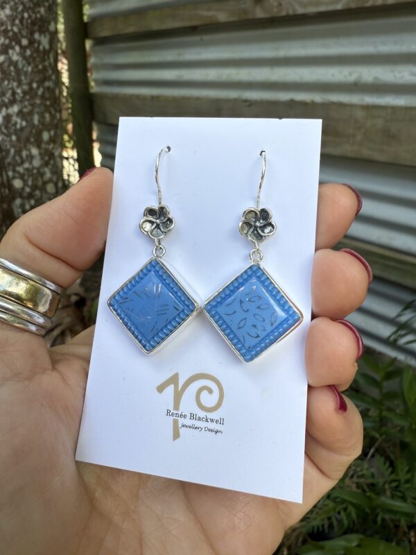 Sky Blue Vintage 1940's Czechoslovakian Button Earrings   #BB79 - Image 4