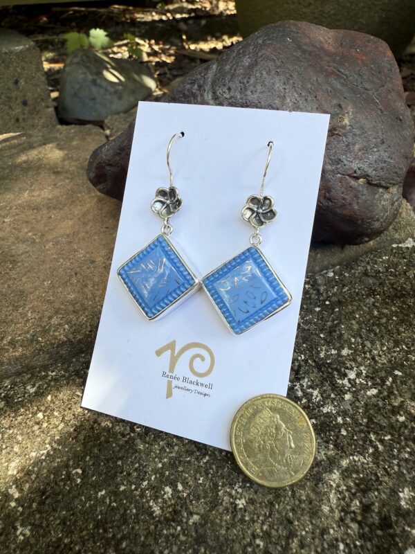Sky Blue Vintage 1940's Czechoslovakian Button Earrings   #BB79 - Image 2