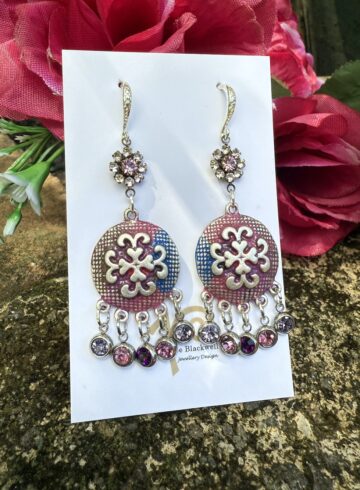 Delightful Earrings of the Week!   #WM65