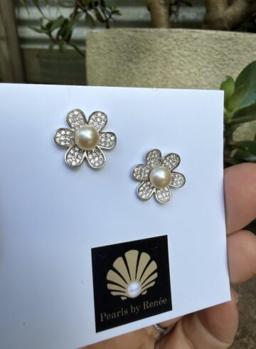 Creamy Fresh Water Pearl & Crystal Stud/Post Earrings   #IAPEY