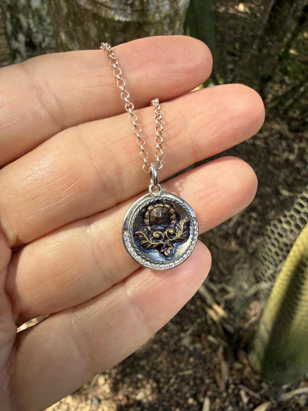 "Wearable History" 1800's Era Antique "Petite" Button Pendant-Includes Sterling Silver Chain! #829YU - Image 3
