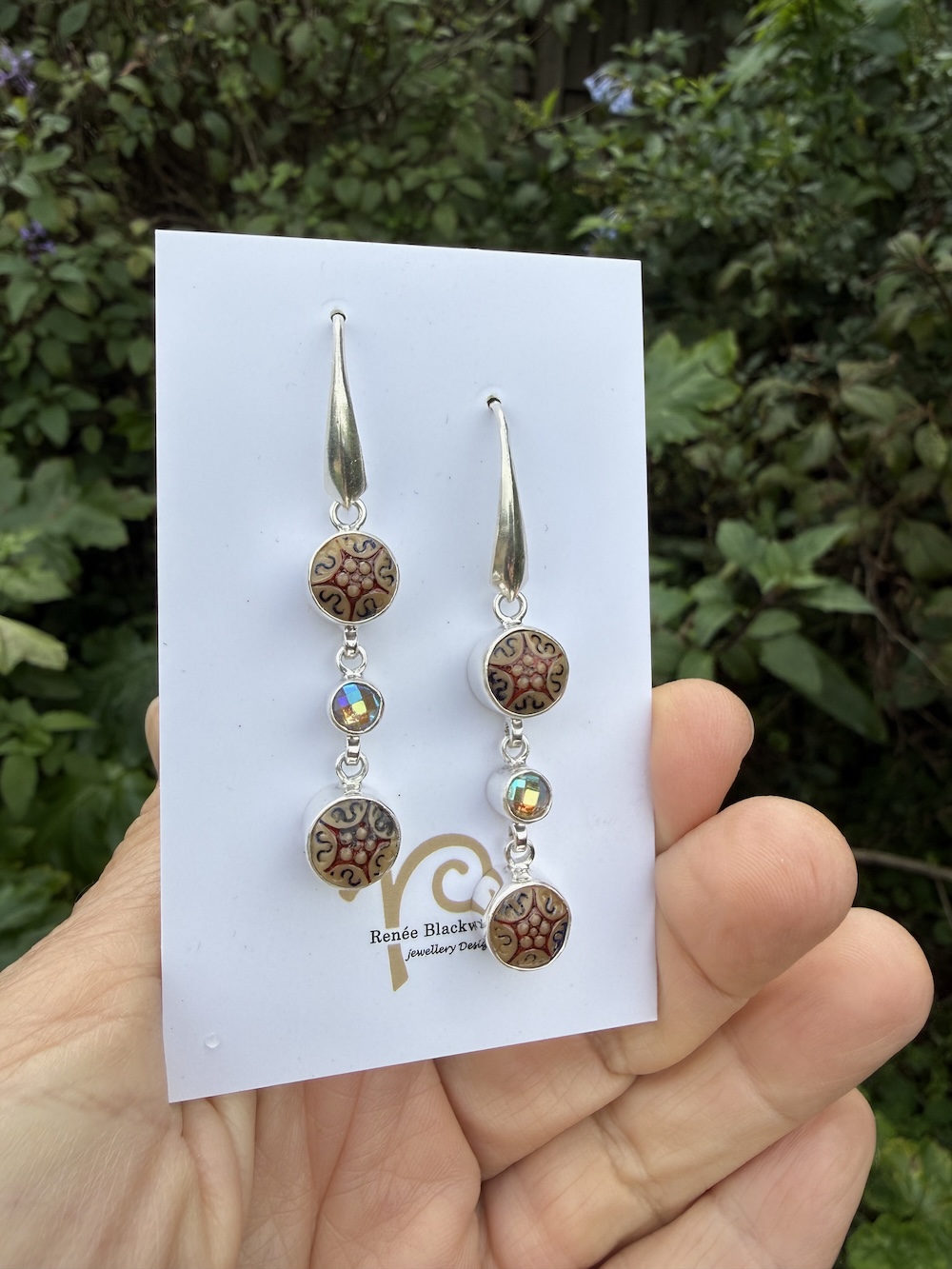 Delightful Vintage Czechoslovakian Button Earrings! #AMA27 - Image 3