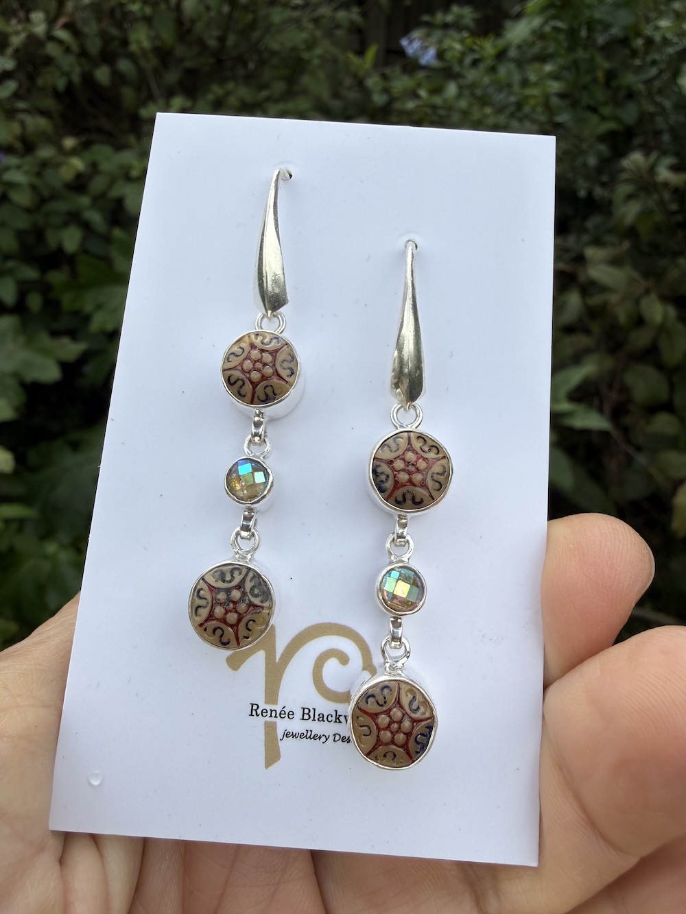 Delightful Vintage Czechoslovakian Button Earrings! #AMA27 - Image 4