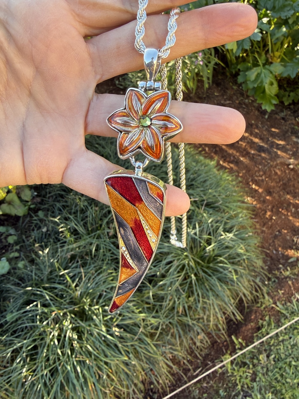 Statement Pendant Sure to Delight-Includes Silver Chain! #KR93