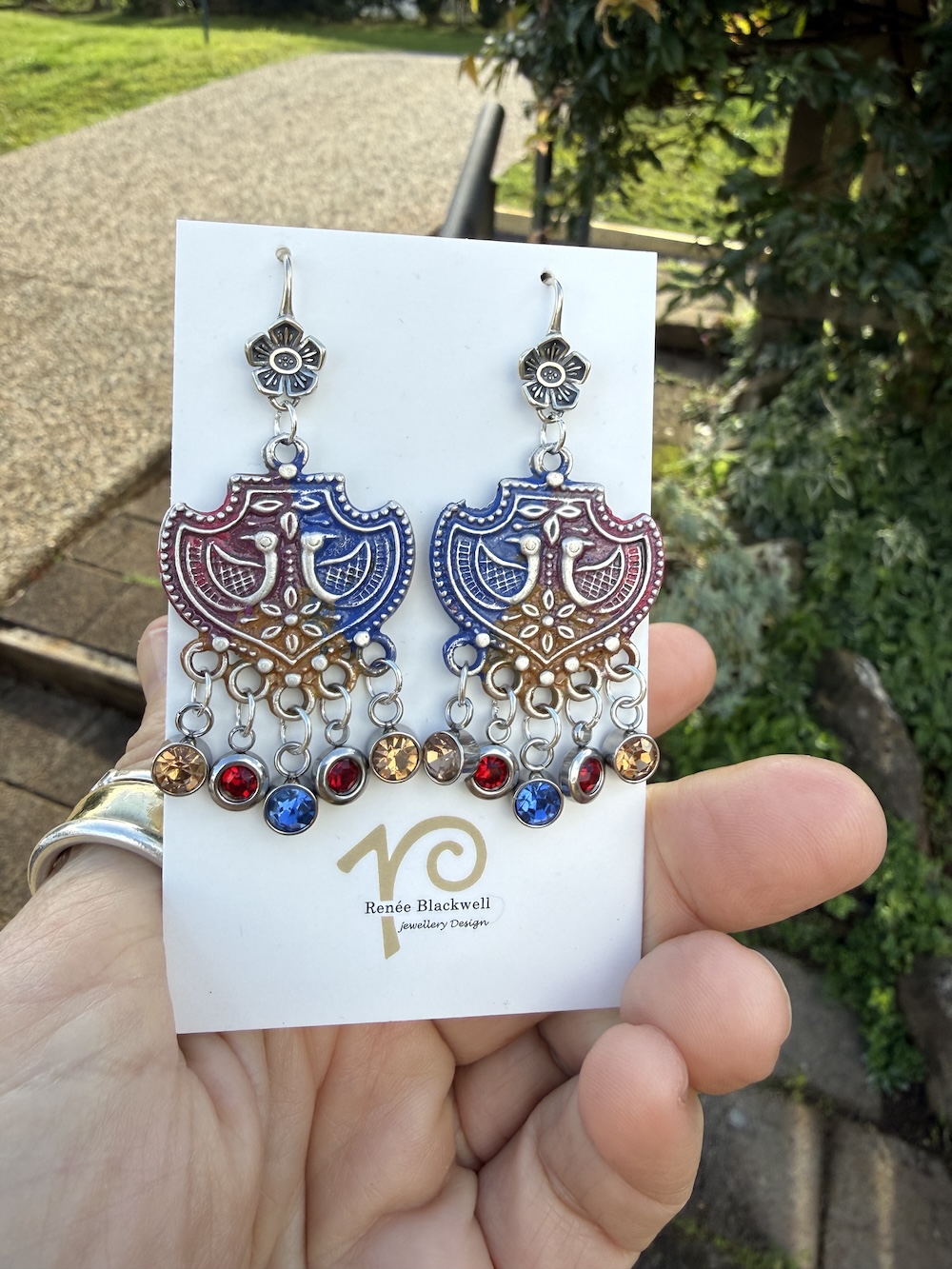 "Birds in a Shield" Earrings with Sparkling Crystals #OU64 - Image 3