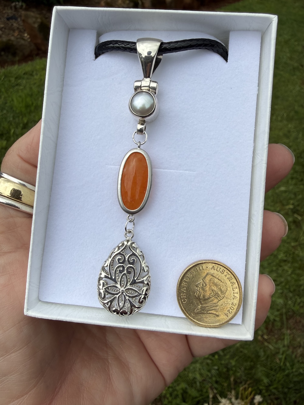 Charming Carnelian Stone/Pearl Pendant-Includes Black Leather Cord! #HHP4 - Image 5
